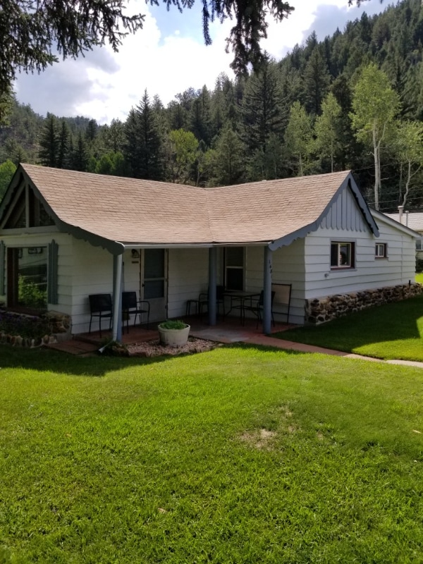 Building Photo - 1481 Chicago Creek Rd