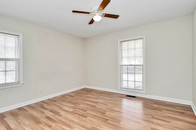 Building Photo - 7401 Quail Ridge Dr