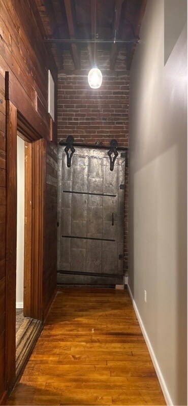 Building Photo - 116 N 5th St