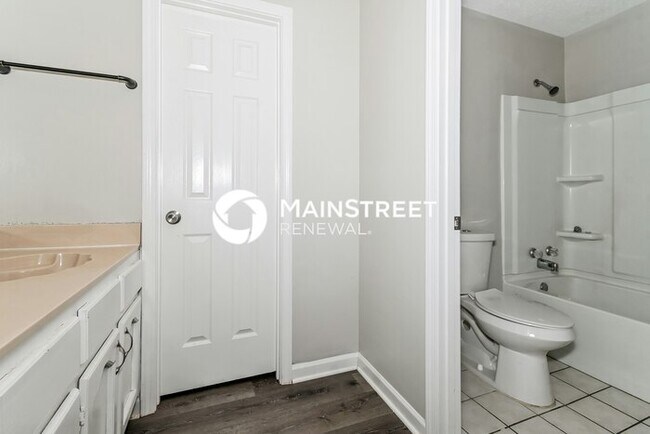 Building Photo - 3 Bedroom Pet-Friendly Home in Olive Branch, MS with Main Street Renewal
