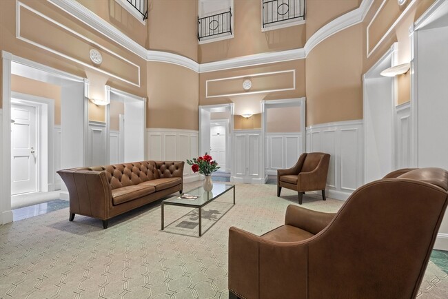 Building Photo - 416 Marlborough St