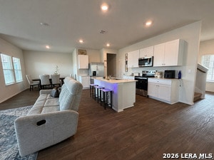 Building Photo - 5712 Hartley Home