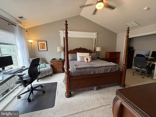 Building Photo - 2142 Capstone Cir