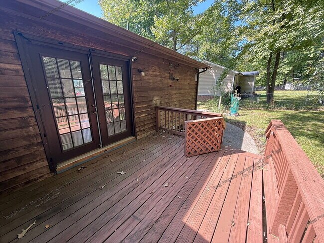 Building Photo - 4112 Elmyra Dr