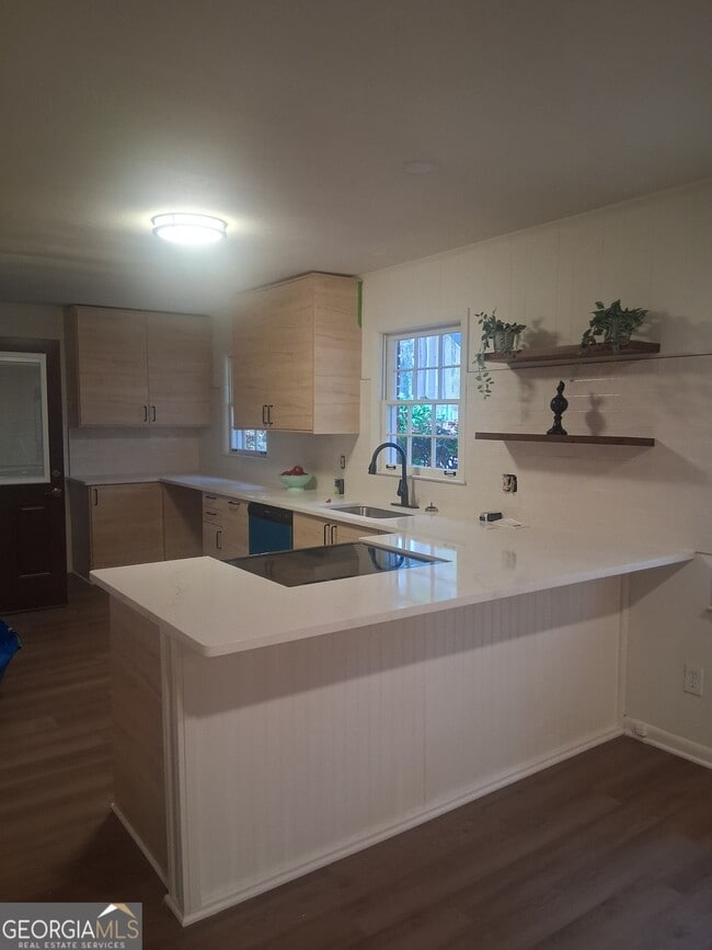 Building Photo - 3425 New MacLand Rd