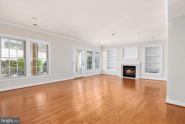 Building Photo - 18334 Buccaneer Terrace