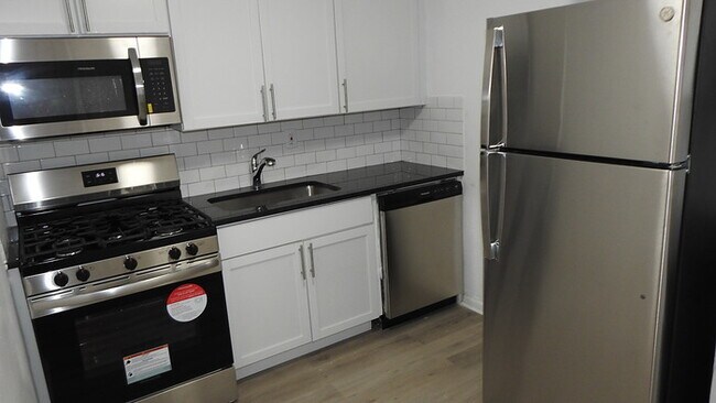 Building Photo - Cozy 1 bedroom and 1 bath Duplex located on Maier Dr in Belton