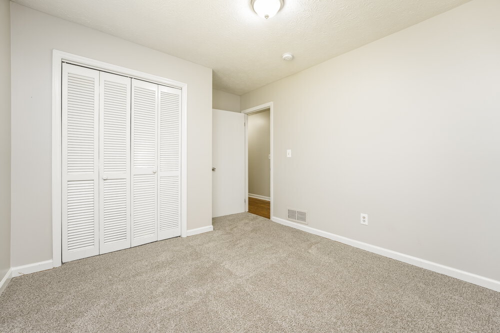 Building Photo - 700 Stacia Dr