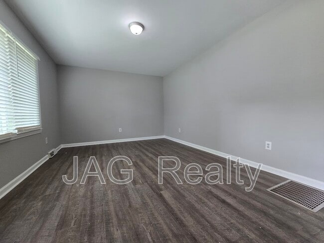 Building Photo - 1708 Caro-Mar Pl NW