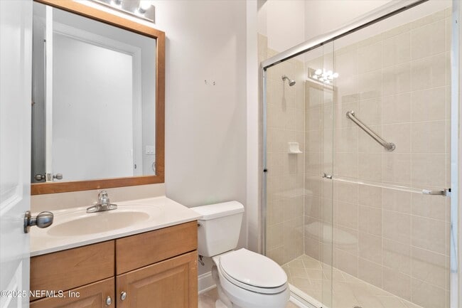 Building Photo - 713 Carthage Pl