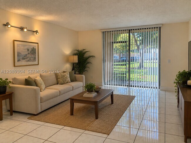 Building Photo - 8760 SW 133rd Ave