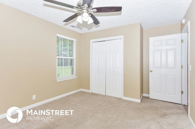 Building Photo - 405 Brookview Dr