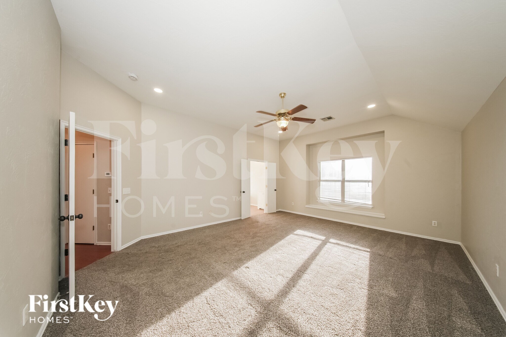 Building Photo - 12533 Youngs Pl