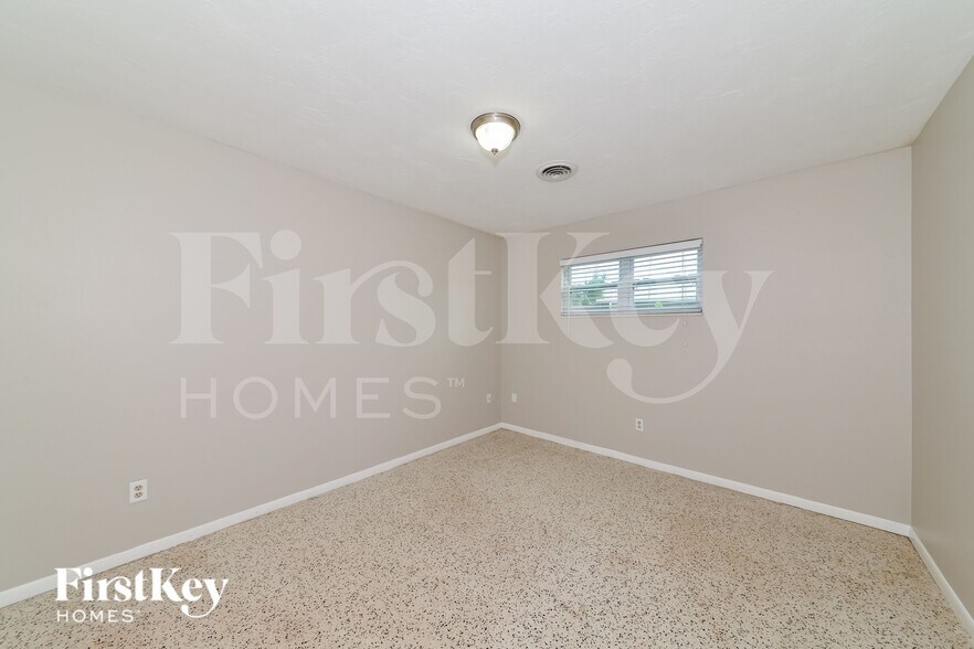 Building Photo - 4516 56th St W