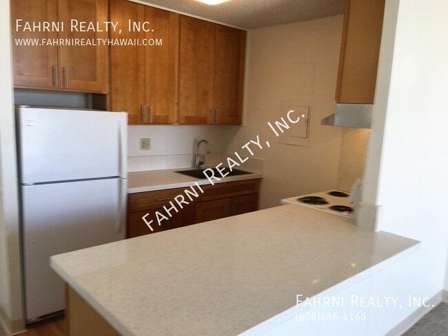 Building Photo - 98-1038 Moanalua 1404-
