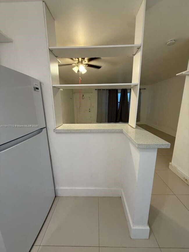 Building Photo - 6200 NE 22nd Way