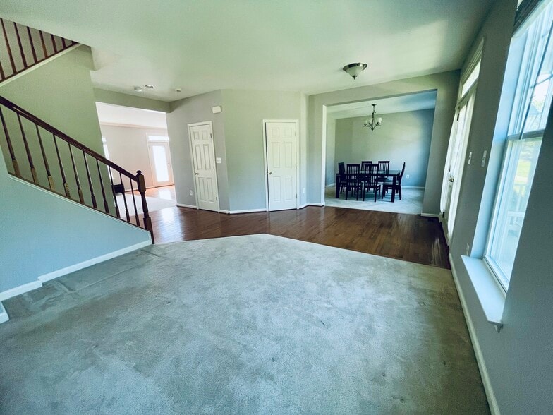 Building Photo - 1727 Idlewild Blvd