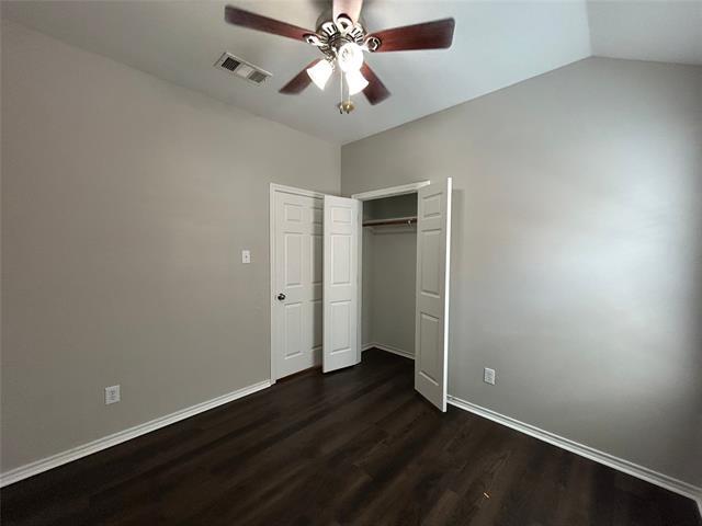 Building Photo - 4215 Glen Garden Dr