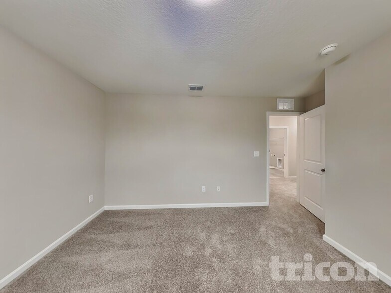 Building Photo - 66 Raphael Ln