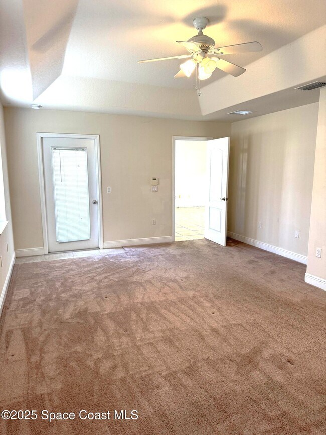 Building Photo - 4158 Rolling Hill Dr