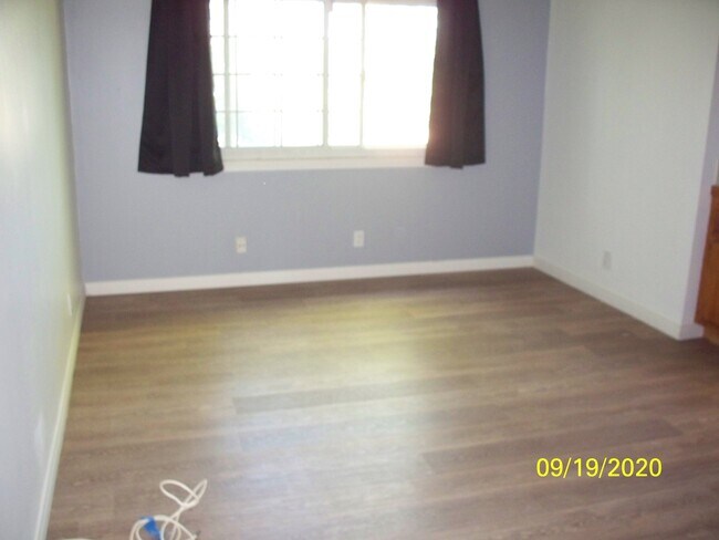 Building Photo - 7339 W 91st St