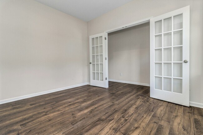 Building Photo - 136 Ashelyn Pk Dr