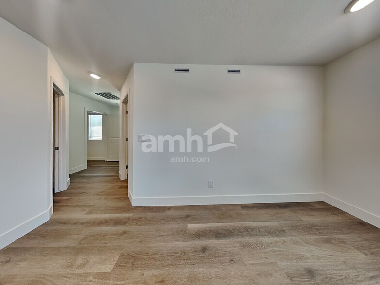 Building Photo - 4261 Halo Hollyhock St