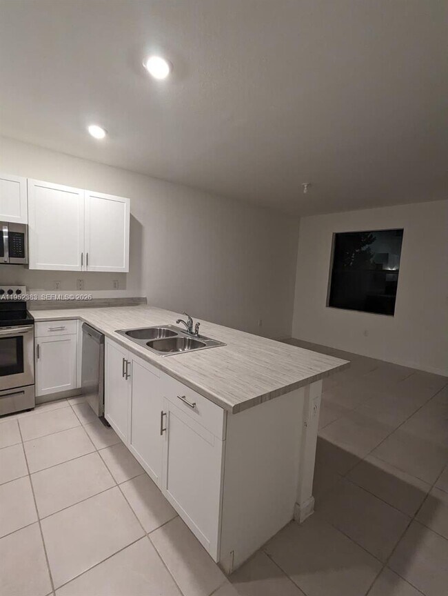 Building Photo - 28661 SW 132nd Pl