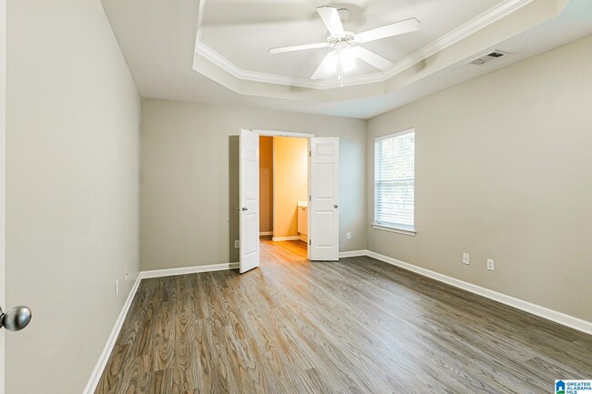 Building Photo - 255 Forest Lakes Dr