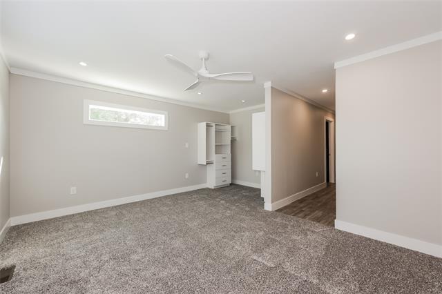 Building Photo - 1244 Lonsdale Ave