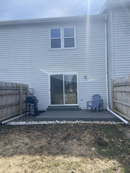 Building Photo - 5662 Running Brook Rd