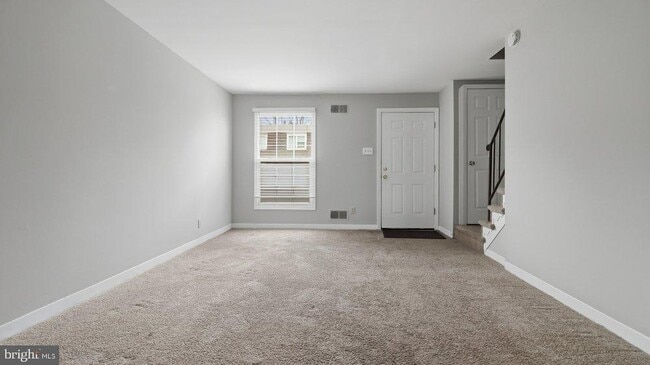 Building Photo - 1984 Arwell Ct