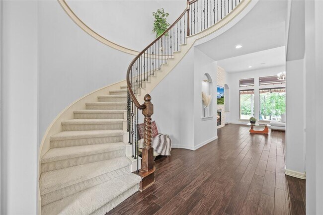 Building Photo - 5475 Harvest Oak Landing Dr