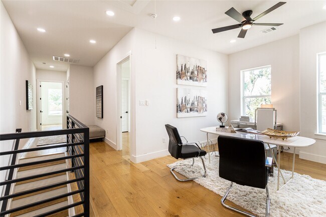 Building Photo - 1810 Lula St