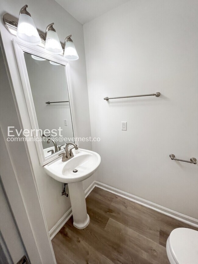 Building Photo - 2503 Elkmont Dr