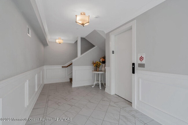 Building Photo - 308 Morris Ave