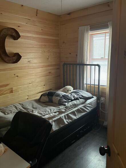 Building Photo - 48 Quail Ln