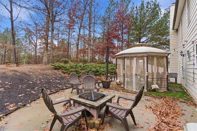 Building Photo - 345 Oxnard Cir SW