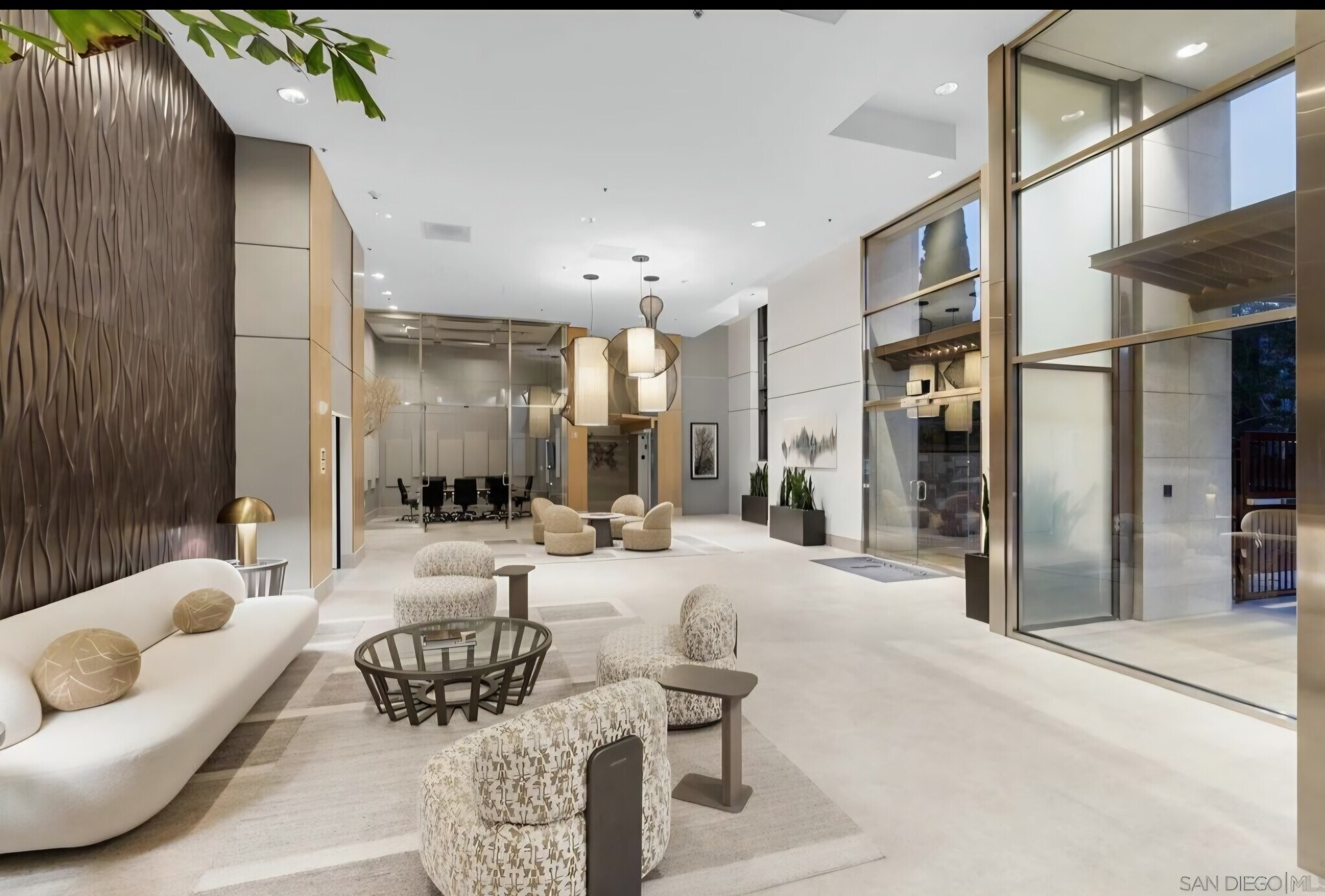 Building Photo - 645 Front St