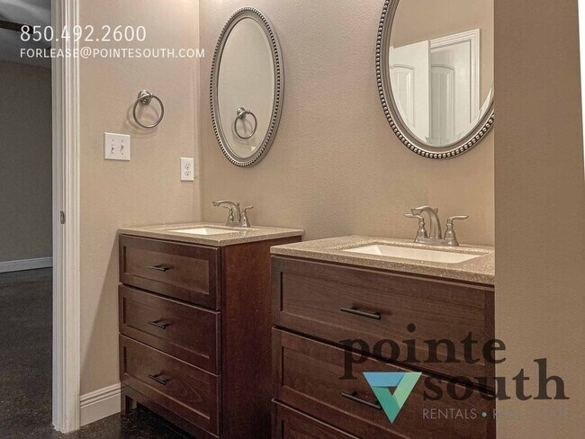 Building Photo - 12919A Churchill Dr-