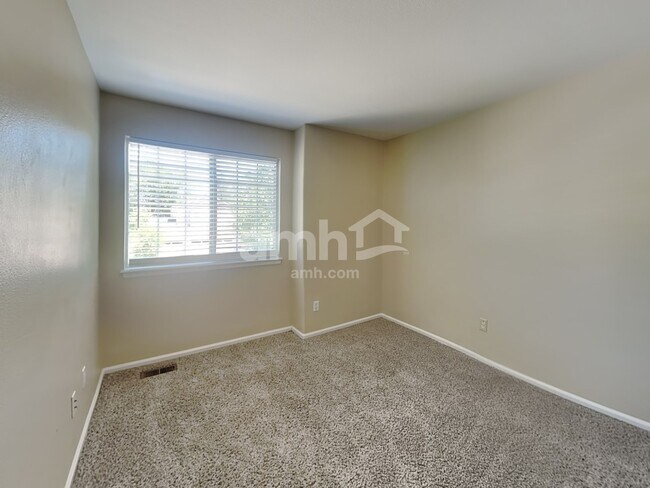 Building Photo - 16916 Molina Pl