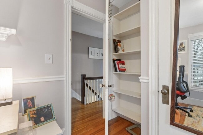 Building Photo - Classic 4BR Colonial with Porch, Gardens & Garage Near Downtown South Portland