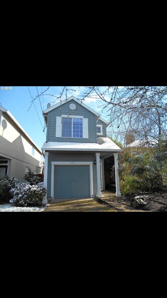 Primary Photo - 4322 NE 76th Ave