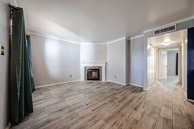 Building Photo - 3135 N 38th St