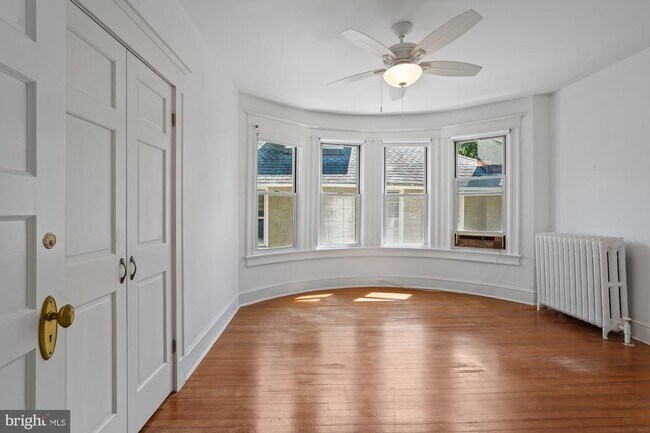 Building Photo - 5602 39th St NW