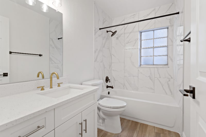 Building Photo - 3215 W Swann Ave