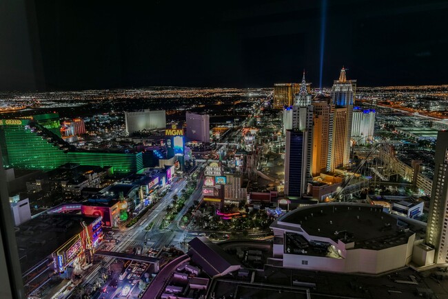Building Photo - Waldorf Astoria Las Vegas- 1 bed .5 bath on the 39th floor!