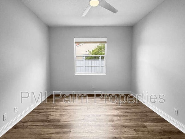 Building Photo - 10293 Allamanda Blvd