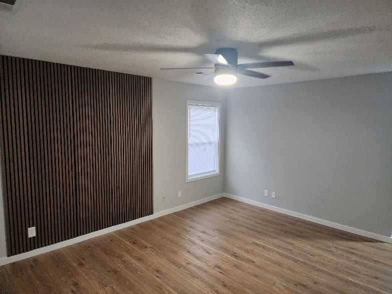 Building Photo - 3609 Wayne Ave