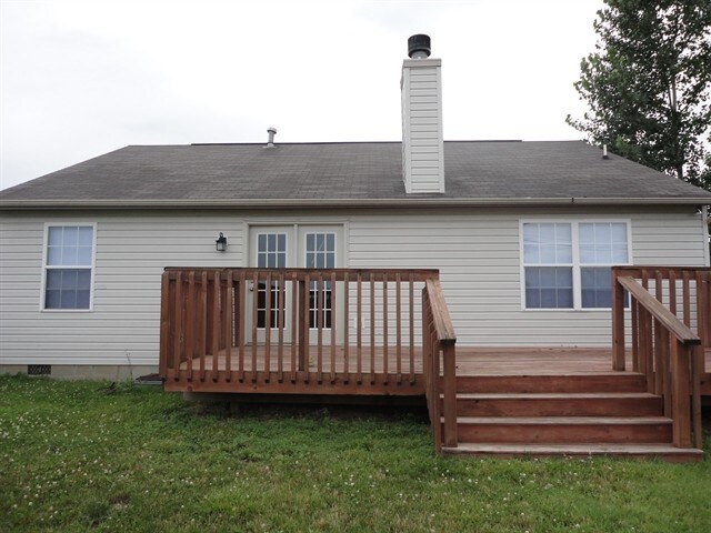 Building Photo - 1484 Persimmon Cir